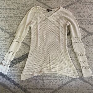 Tommy Bahama Women’s Mesh V Neck Sweater